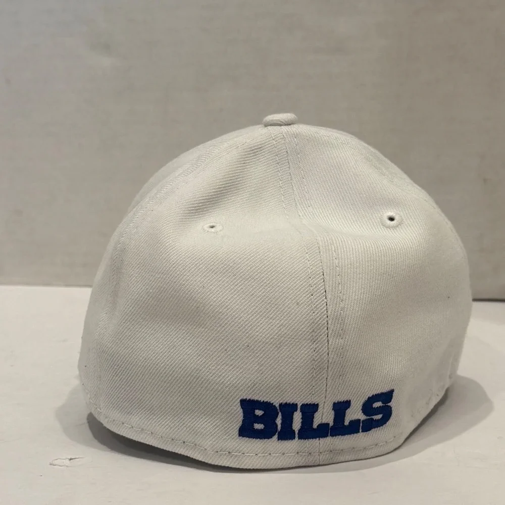 New Era Buffalo Bills Fitted Hat Mens 7 3/8 White NFL 59FIFTY Embroidered Logo